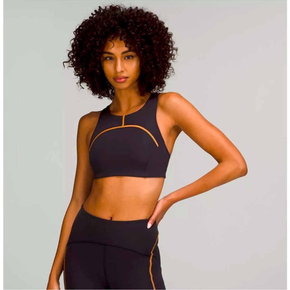 LULULEMON Tough Train High Neck Bra size 6 black/orange